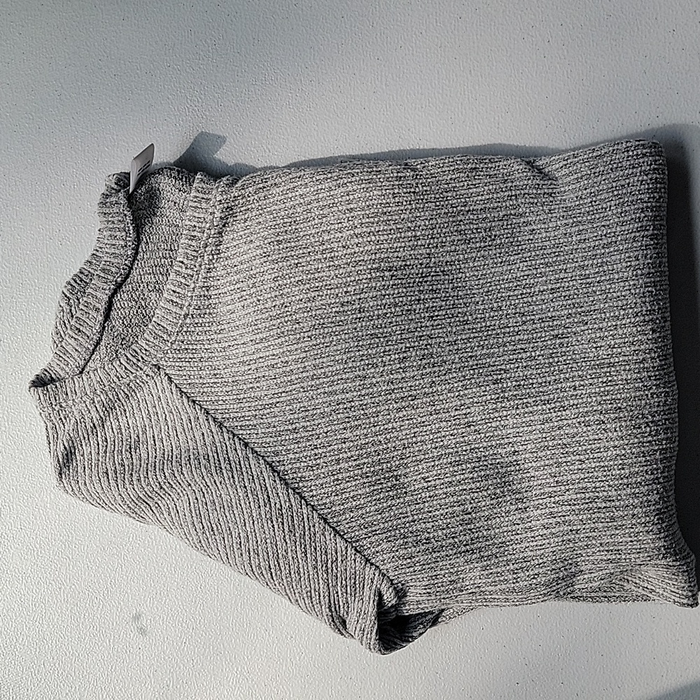Old Navy Sweater